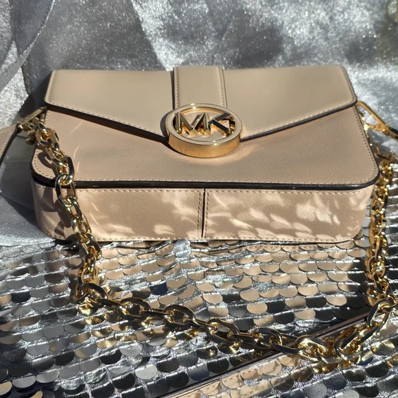 Michael Kors Carmen Medium Convertible Shoulder Crossbody Bag Buff Leather